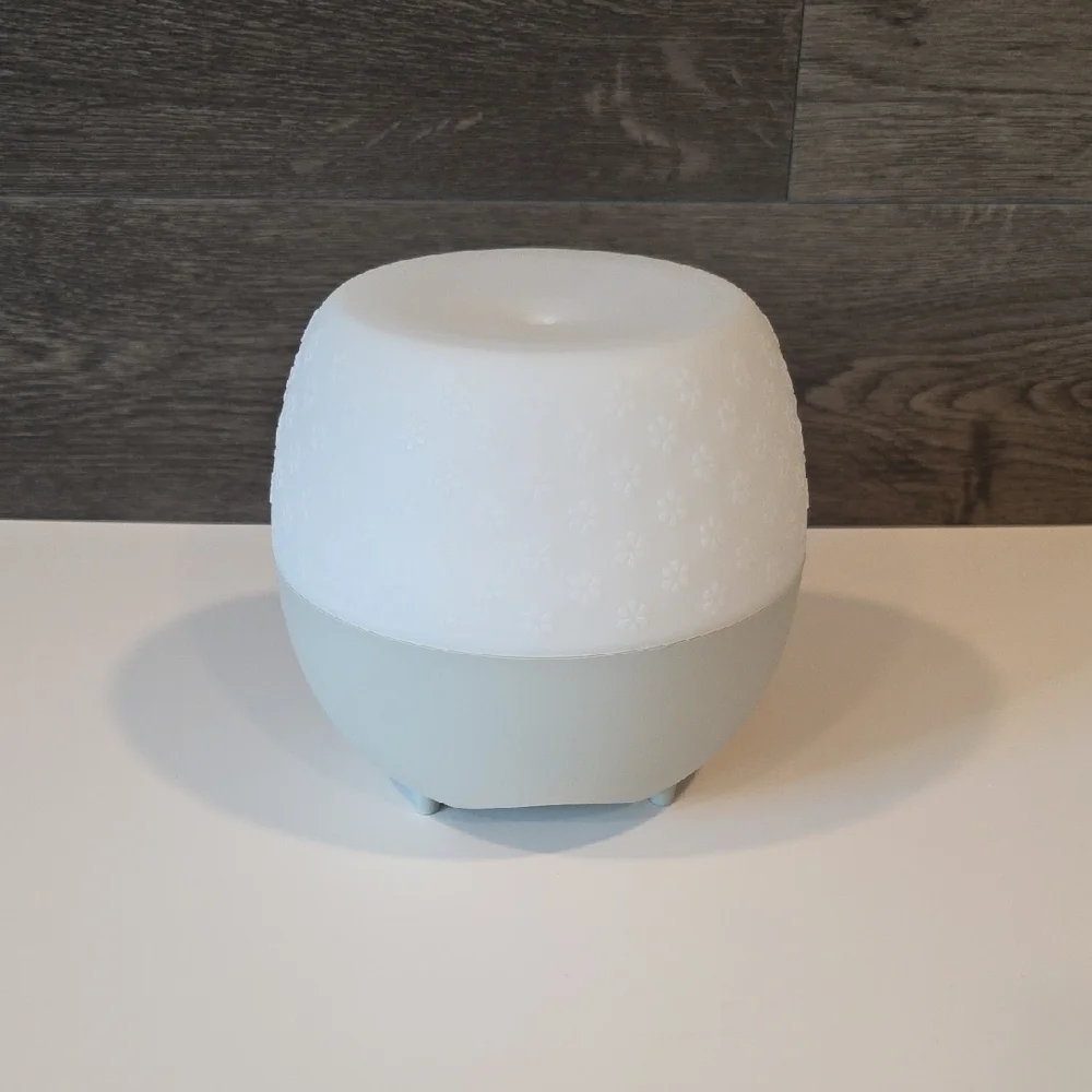 Scentsy Fleur Gray Deluxe Diffuser